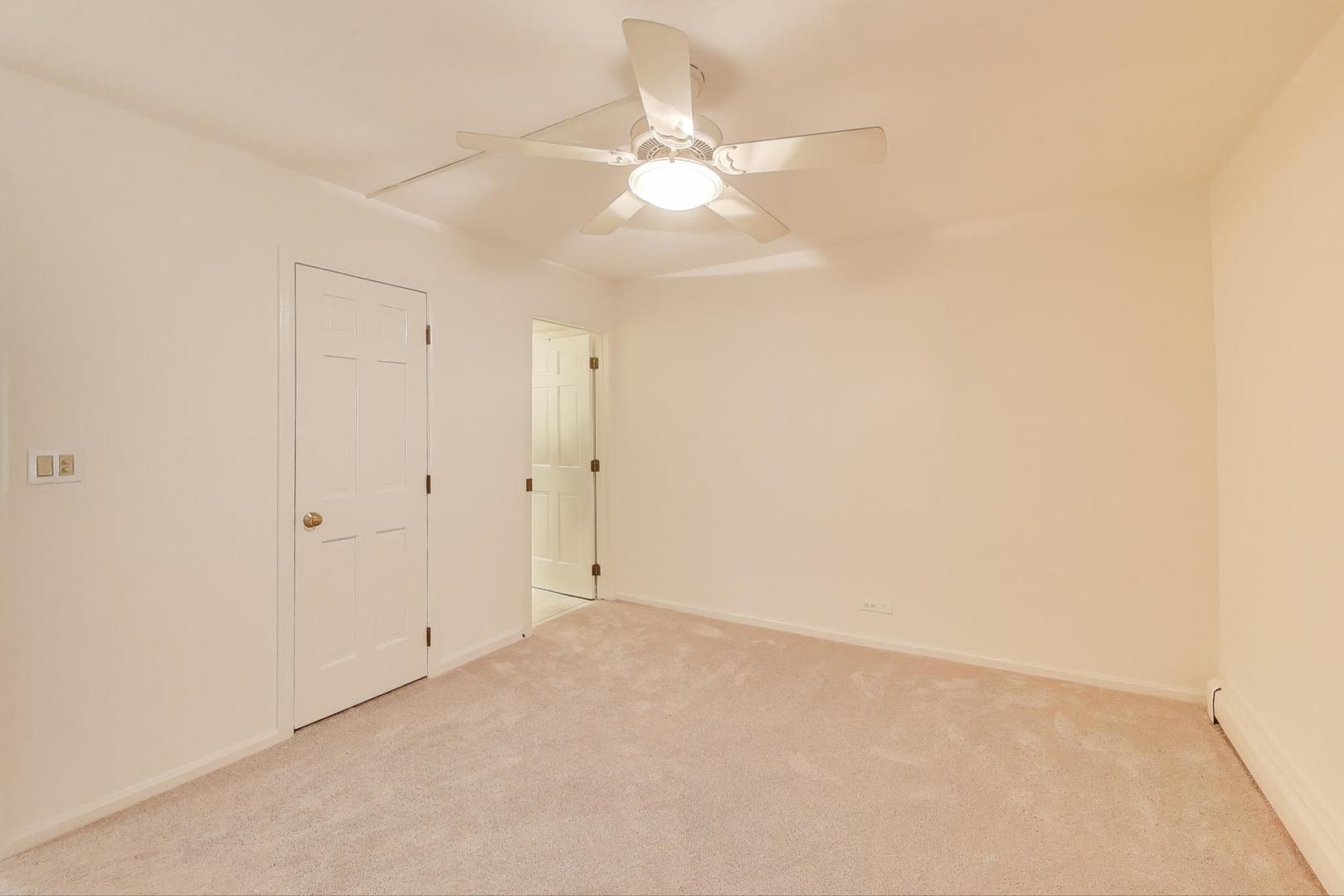 1015 Deerfield Road, Unit 135 Deerfield, IL 60015 - Photo 12 of 14