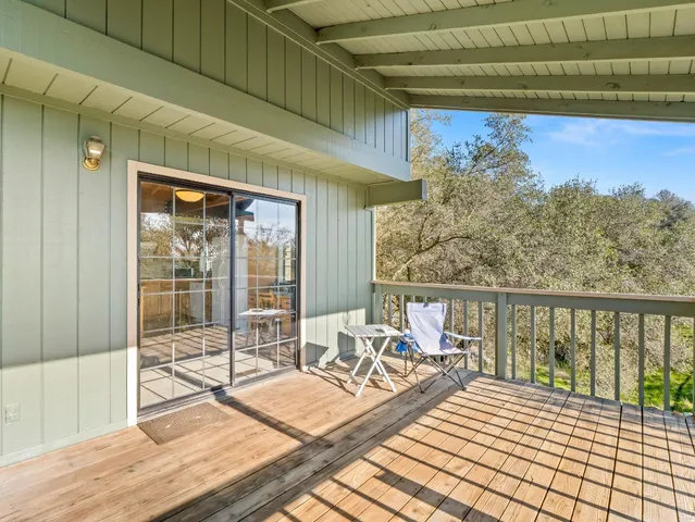 a view of an outdoor space