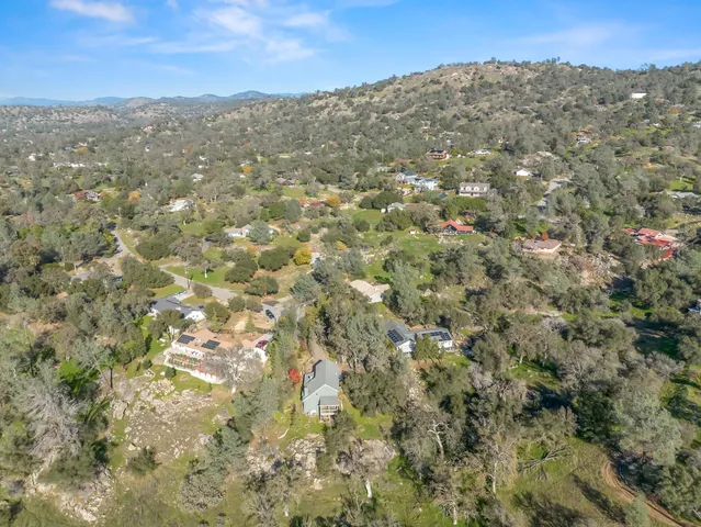$350,000 | 29700 Deer Trail Lane, Coarsegold, CA 93614