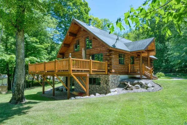 $847,700 | 4613 North Lake Winter Road, Winter, WI 54896