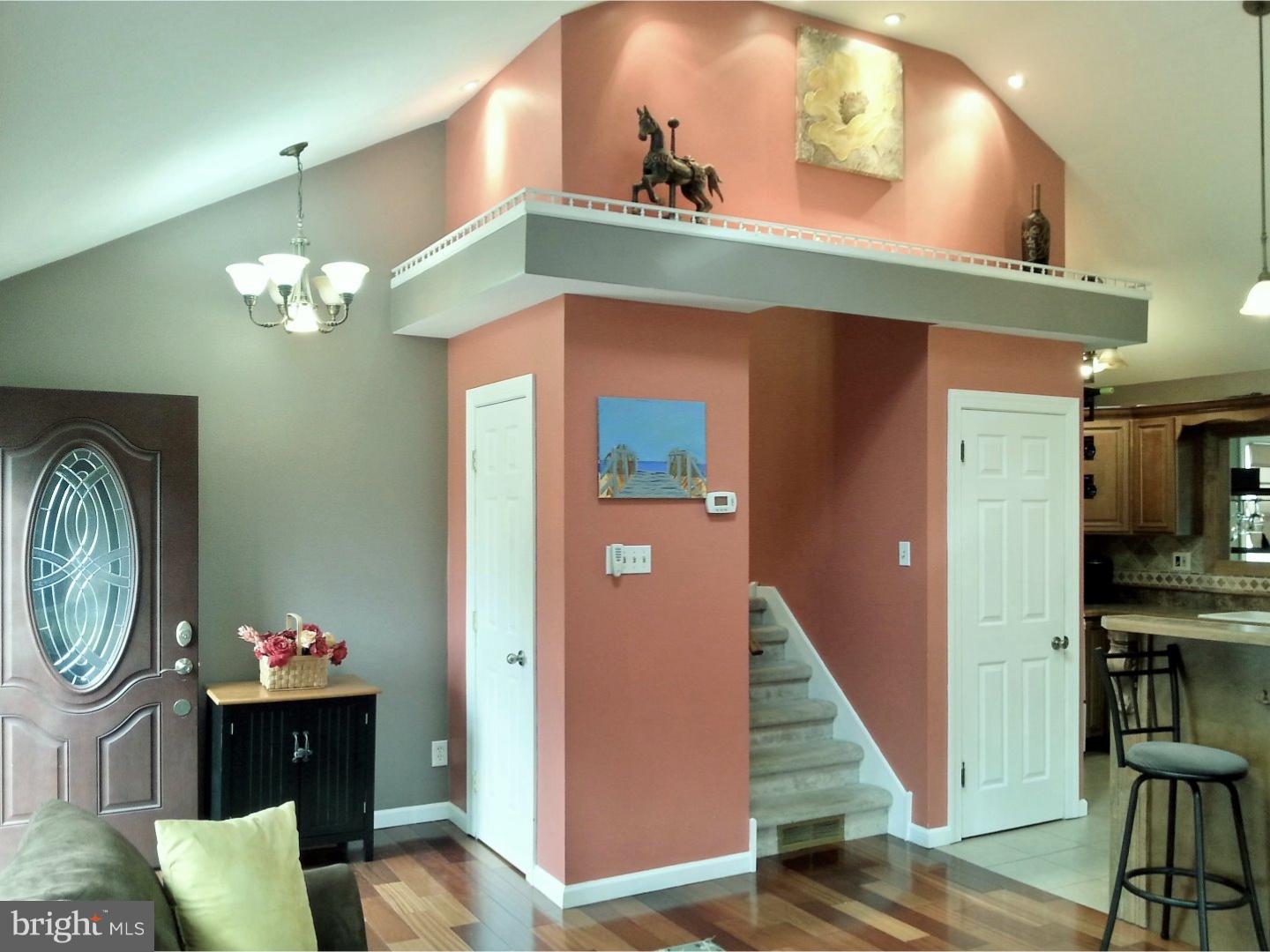 1503 Almshouse Road Jamison, PA 18929 - Photo 3 of 25 Foyer