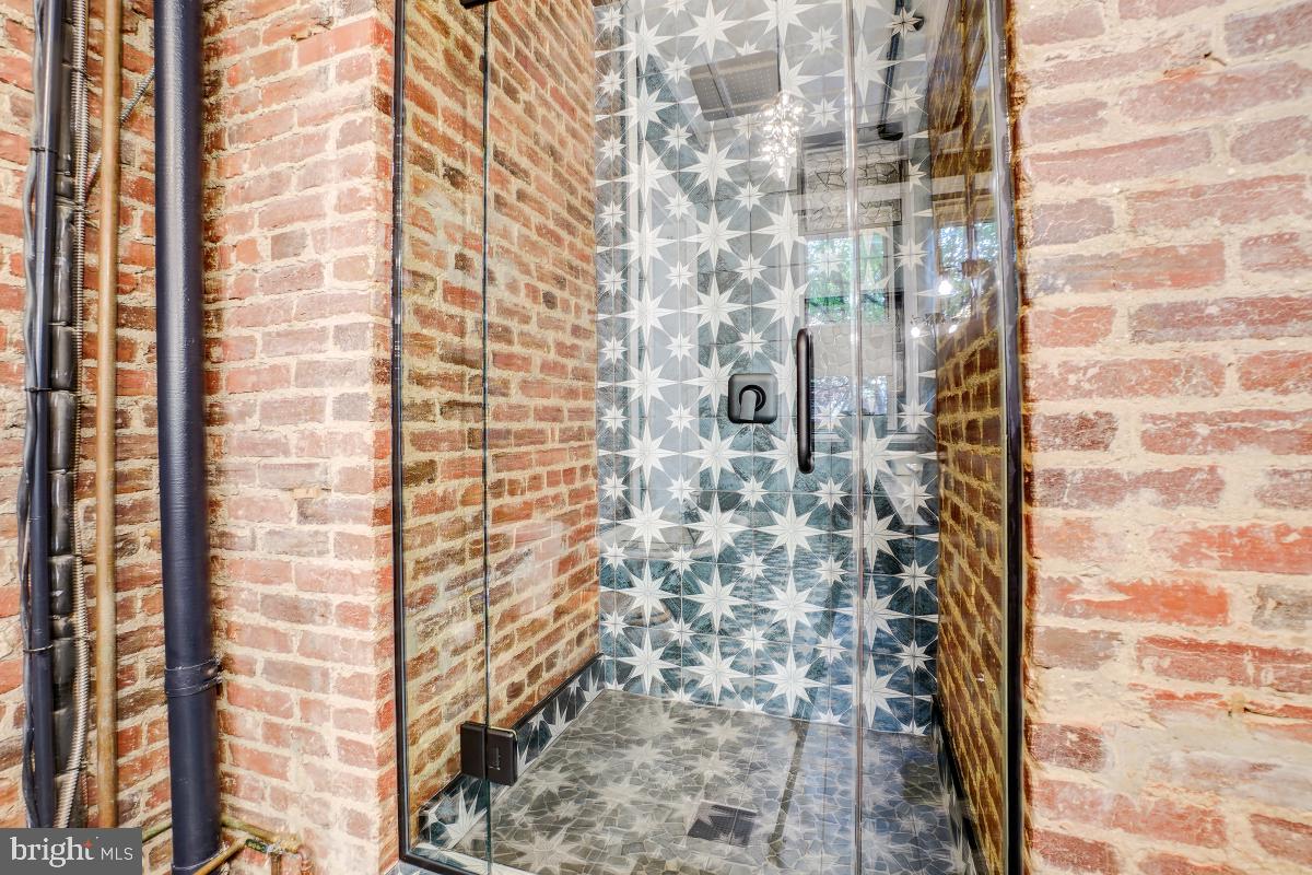 1375 Maryland Avenue Northeast, Unit F Washington, DC 20002 - Photo 28 of 35