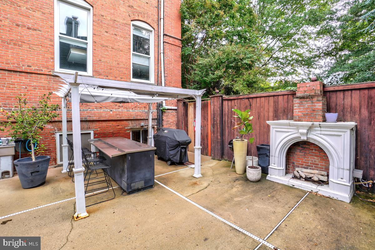 1375 Maryland Avenue Northeast, Unit F Washington, DC 20002 - Photo 33 of 35