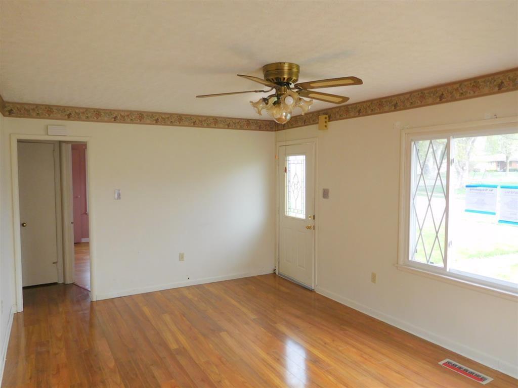 2131 North Hadley Road Springfield, OH 45505 - Photo 5 of 21 Gallery Image 5