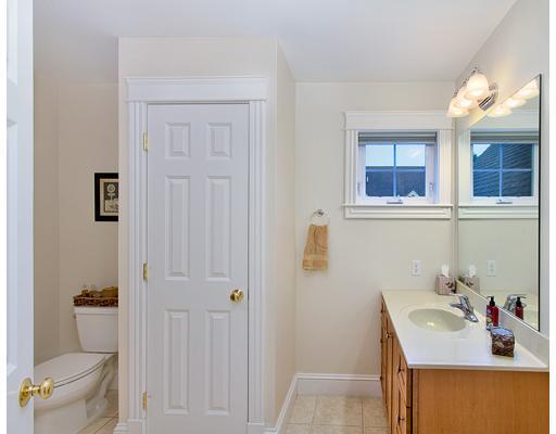 182 Ridge Road, Unit 182 Portland, ME 04103 - Photo 20 of 25 Bathroom. 2nd floor full bath