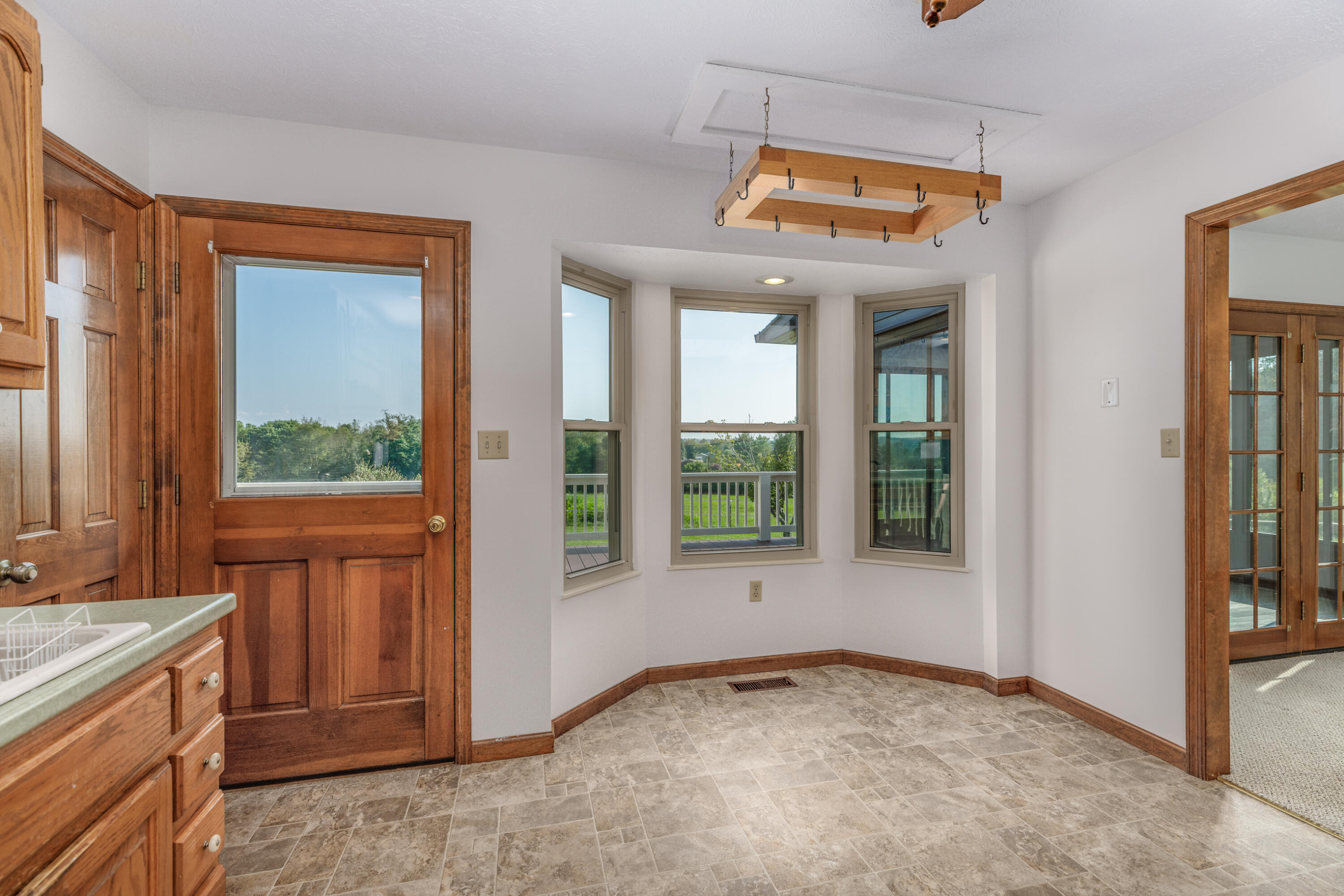 4653 Old Kentucky Road Morristown, TN 37814 - Photo 9 of 29 Interior-4