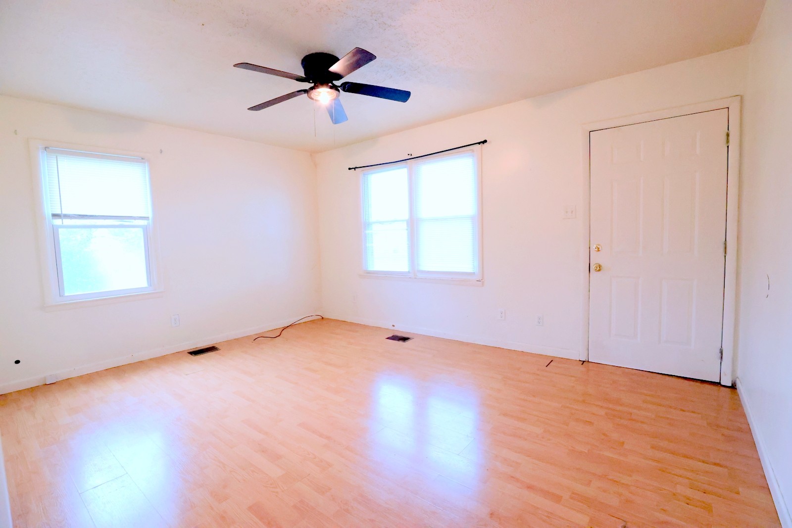 210 Rosenwald Street Trenton, KY 42286 - Photo 8 of 17 a view of an empty room with a window