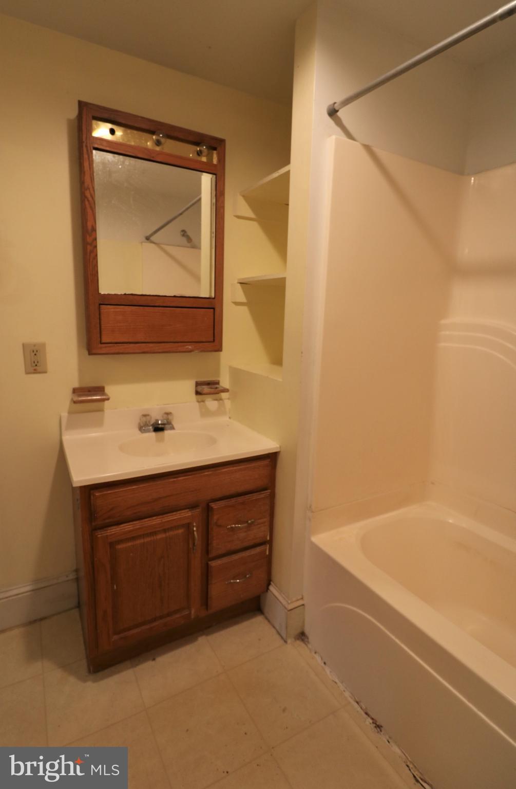 10955 H G Trueman Road Lusby, MD 20657 - Photo 17 of 53 Upper level Full Bath!