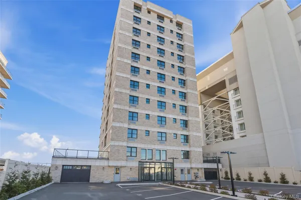 $4,650,000 | 50 West Broadway, Unit 1101, Long Beach, NY 11561
