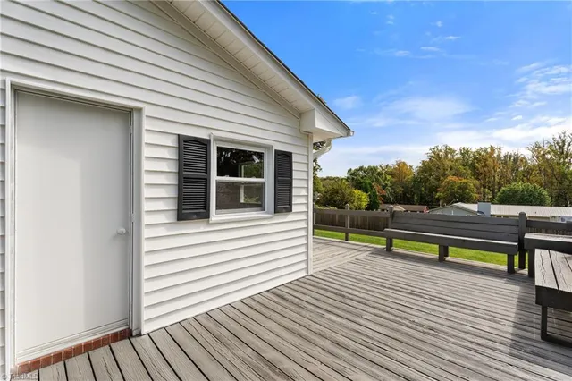 $284,900 | 4380 Wesmar Drive, Pfafftown, NC 27040