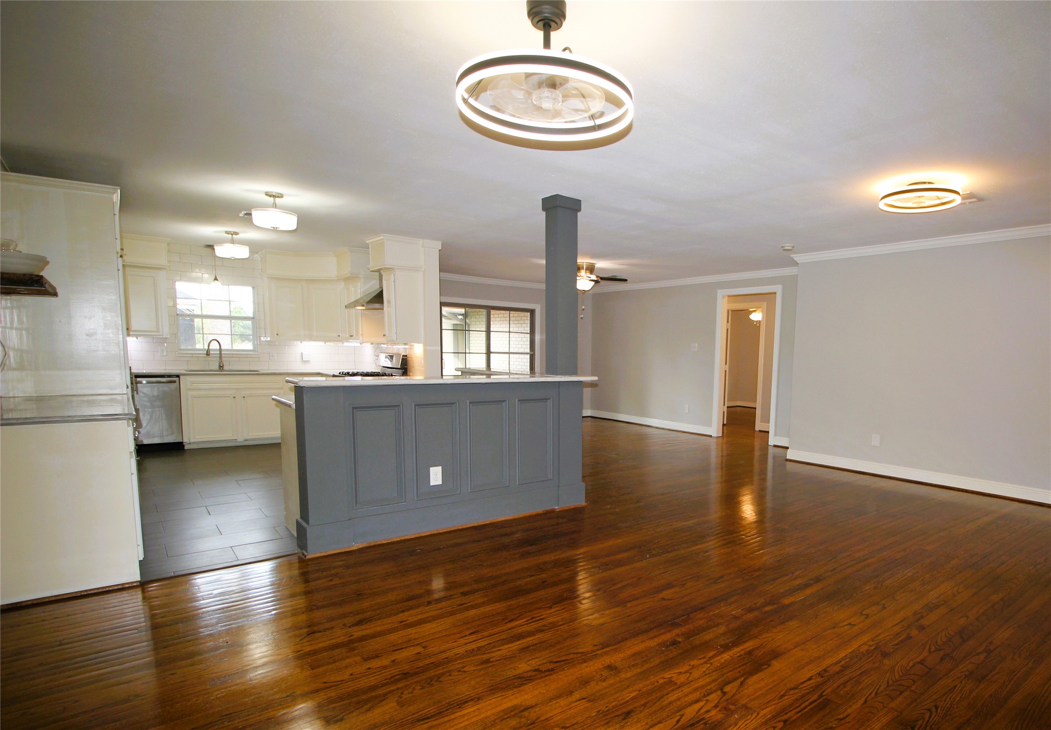 6729 Sylvan Road Houston, TX 77023 - Photo 5 of 27 View from the Living Room toward the Kitchen Breakfast Bar and Dining Area