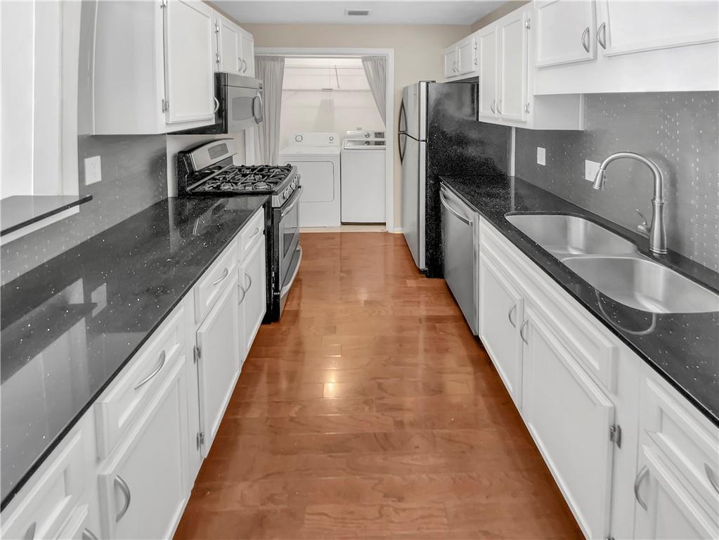 1602 Gettysburg Place Atlanta, GA 30350 - Photo 2 of 16