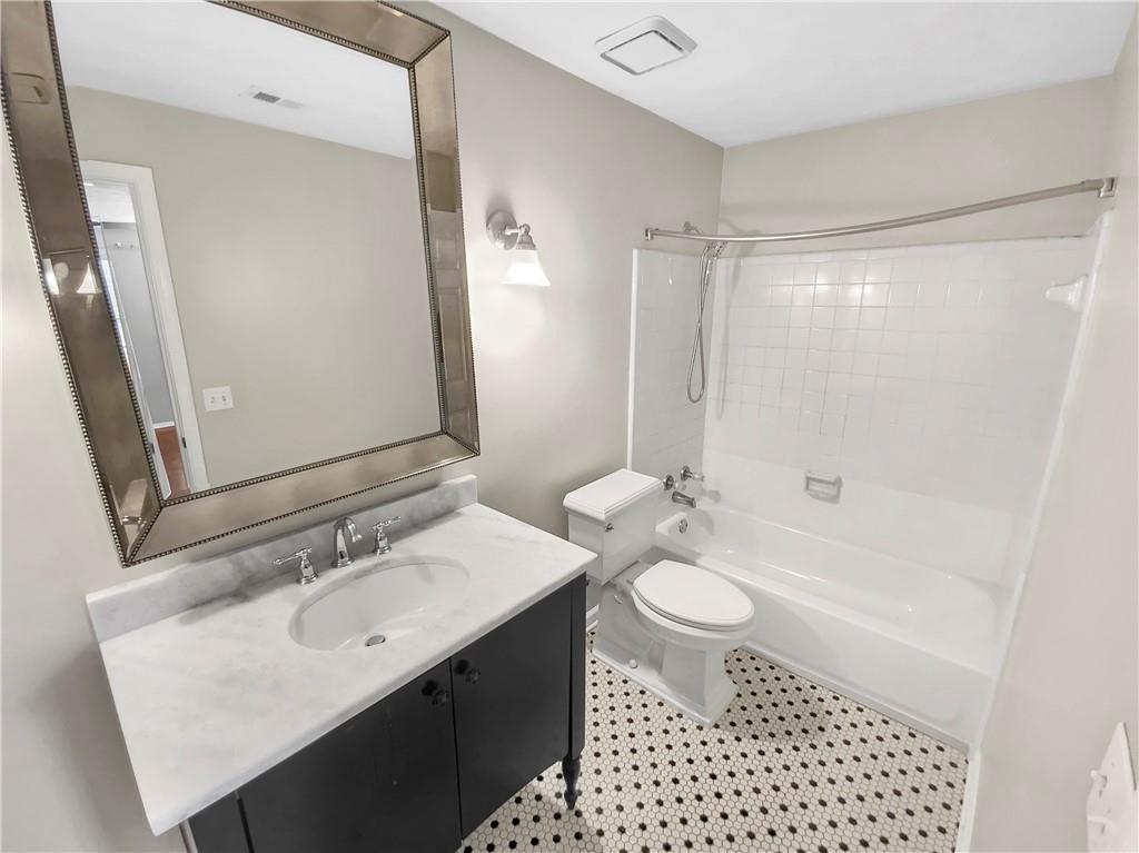 1602 Gettysburg Place Atlanta, GA 30350 - Photo 6 of 16