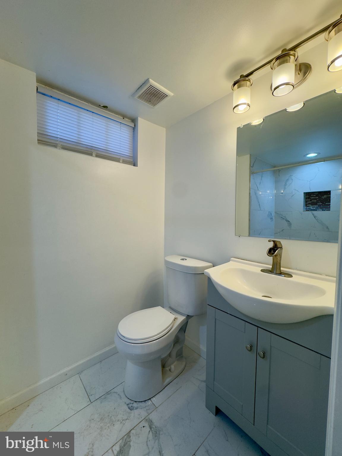 5781 Edgepark Road Baltimore, MD 21239 - Photo 8 of 20