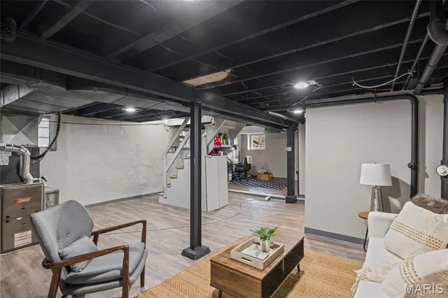 $1,795 | 5918 Southwest Avenue, St. Louis, MO 63139