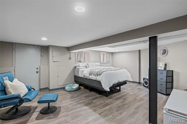 $1,795 | 5918 Southwest Avenue, St. Louis, MO 63139