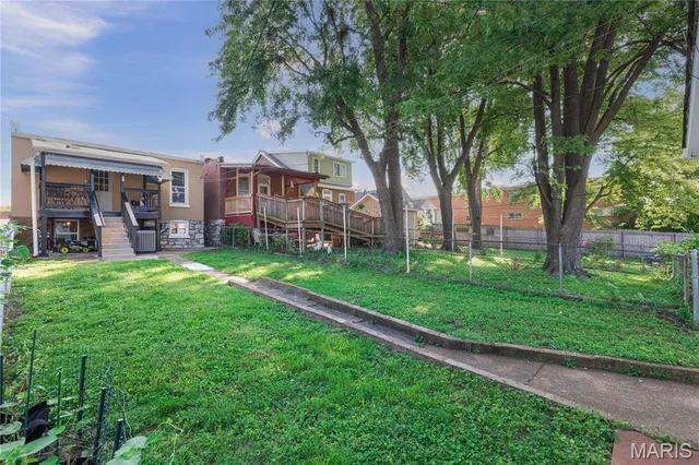 $1,795 | 5918 Southwest Avenue, St. Louis, MO 63139