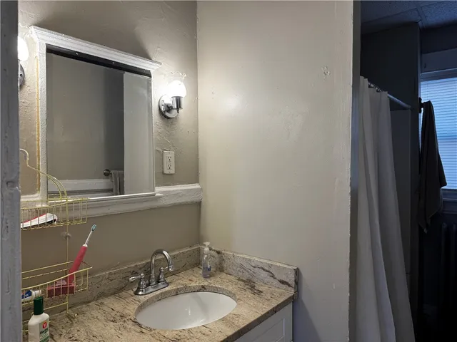 $749,900 | 162 Oakland Avenue, Providence, RI 02908