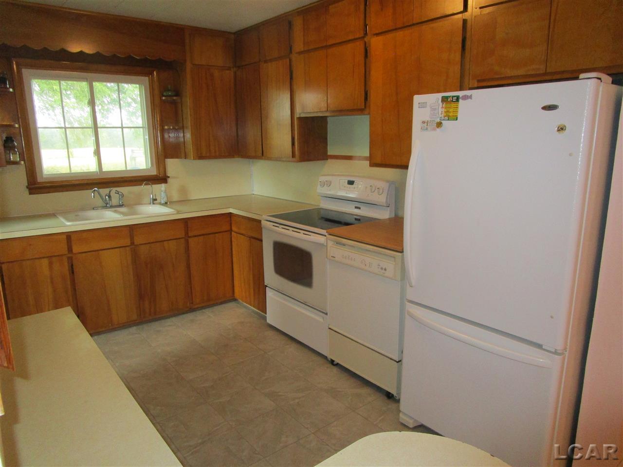 18036 Quaker Road Hudson, MI 49247 - Photo 8 of 16