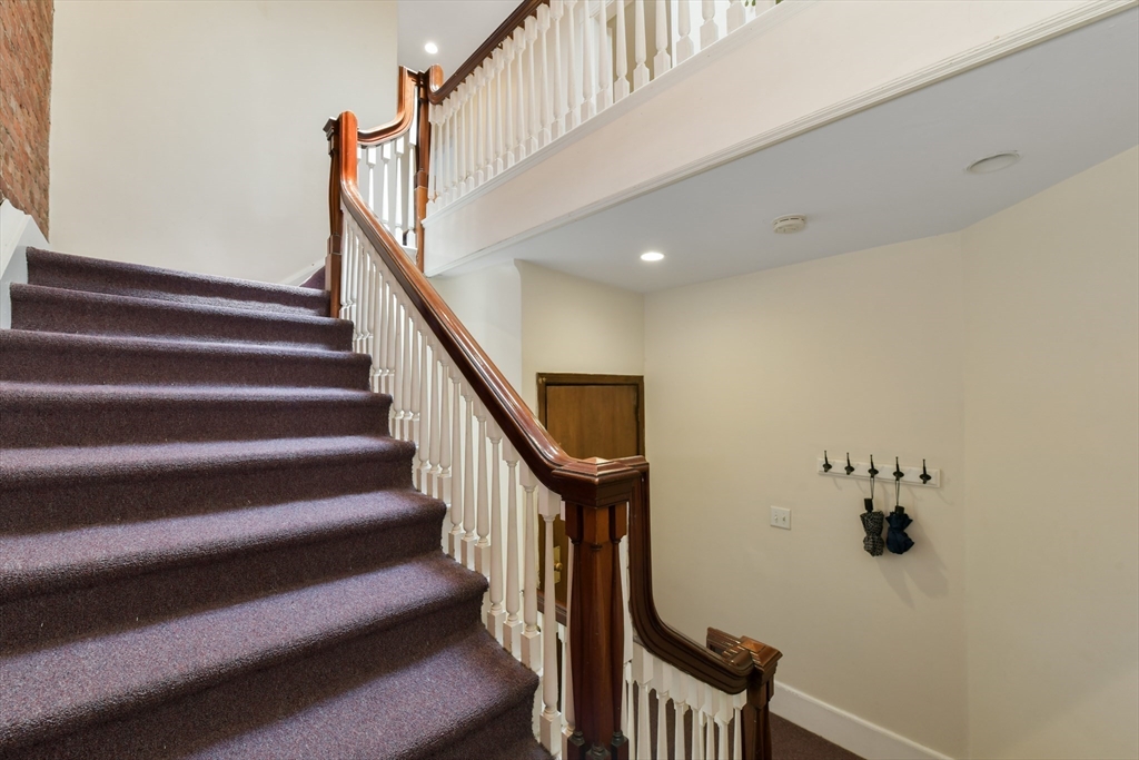1774 Beacon Street, Unit 6 Brookline, MA 02445 - Photo 2 of 20
