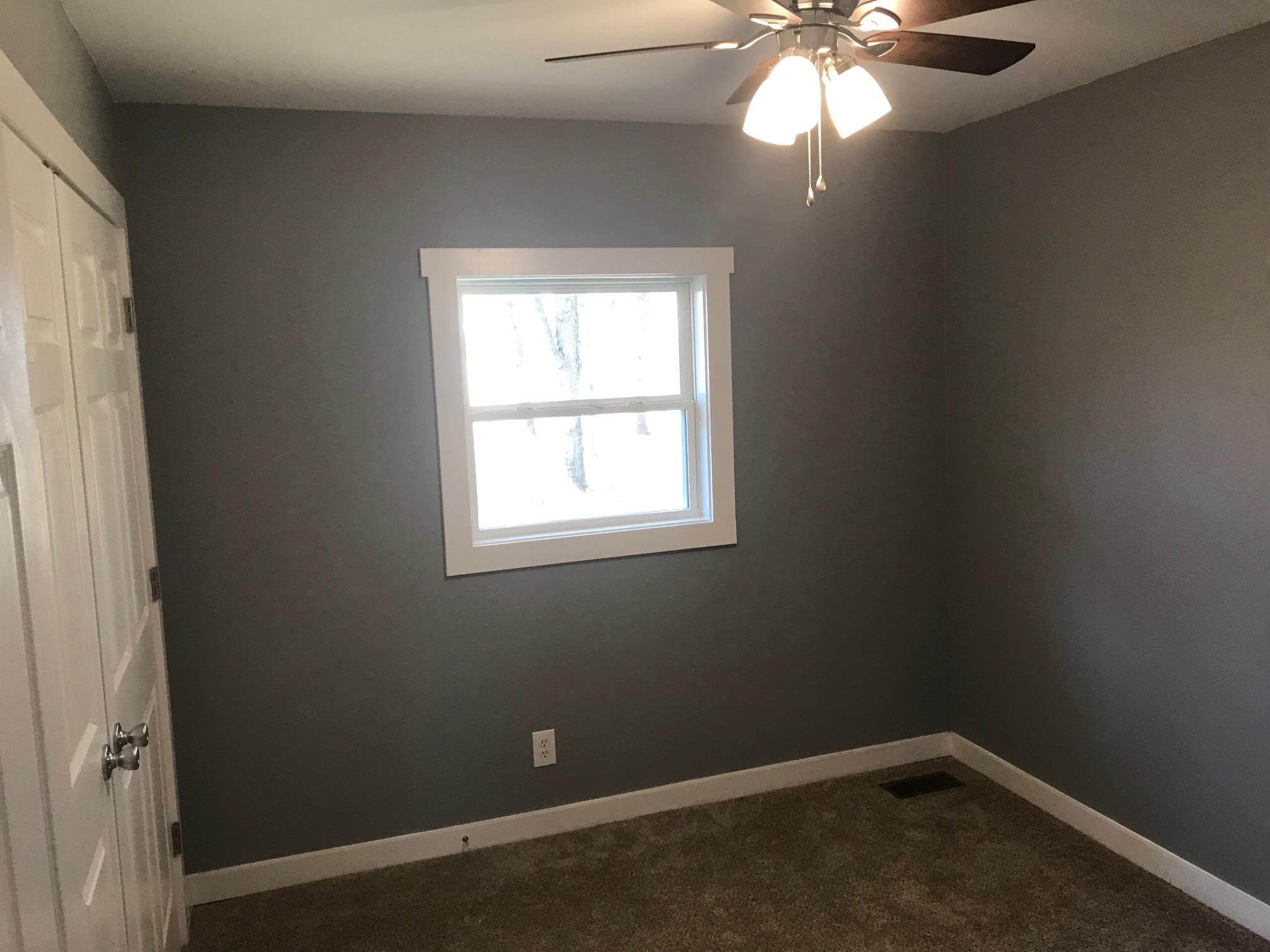951 Lockmiller Road Winchester, TN 37398 - Photo 10 of 18 an empty room with a window