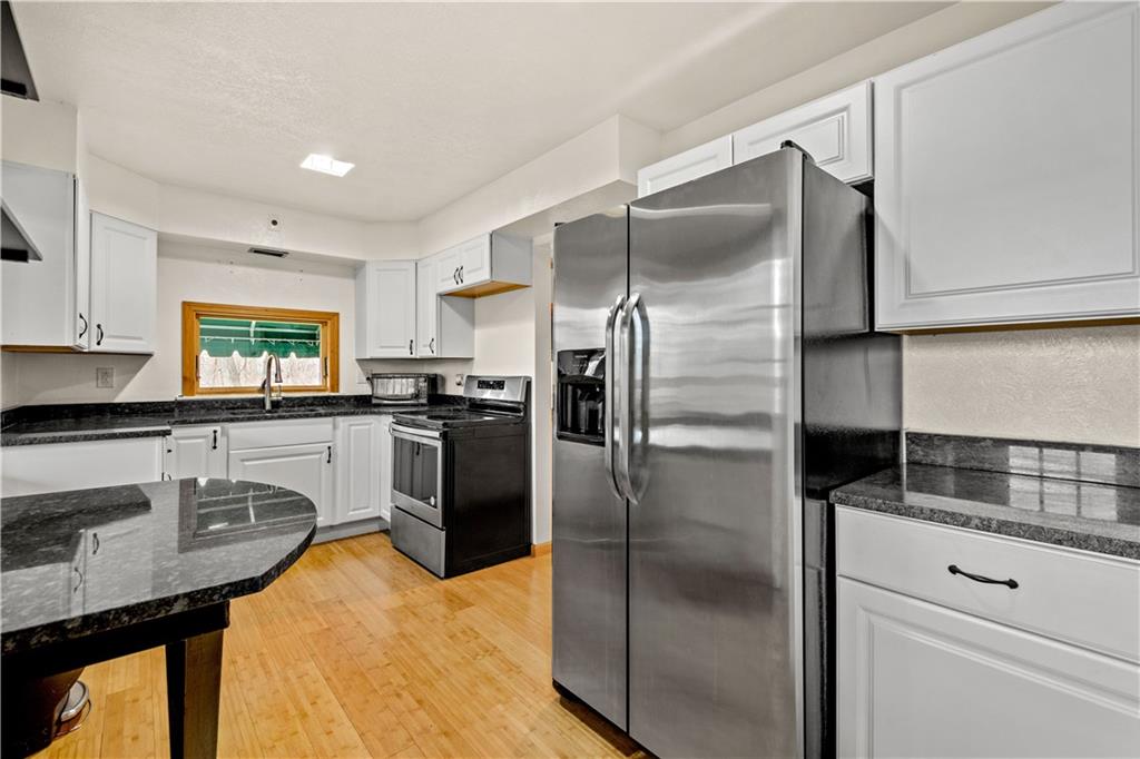 1415 Noblestown Road Oakdale, PA 15071 - Photo 9 of 24 Gallery Image 9