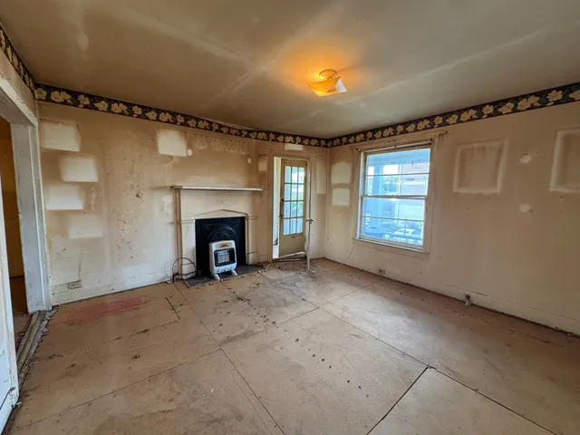 $69,900 | 406 Market Street West, Fayetteville, TN 37334