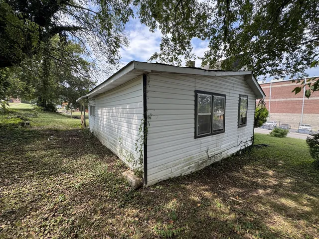 $69,900 | 406 Market Street West, Fayetteville, TN 37334