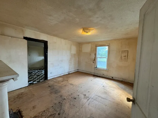 $69,900 | 406 Market Street West, Fayetteville, TN 37334