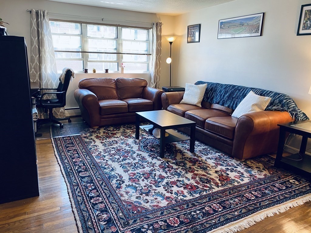 25-0 Arlington Road, Unit 3 Woburn, MA 01801 - Photo 4 of 36 Gallery Image 4