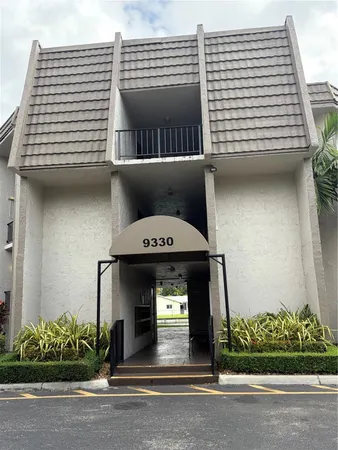 $115,000 | 9330 Lime Bay Boulevard, Unit 208, Tamarac, FL 33321