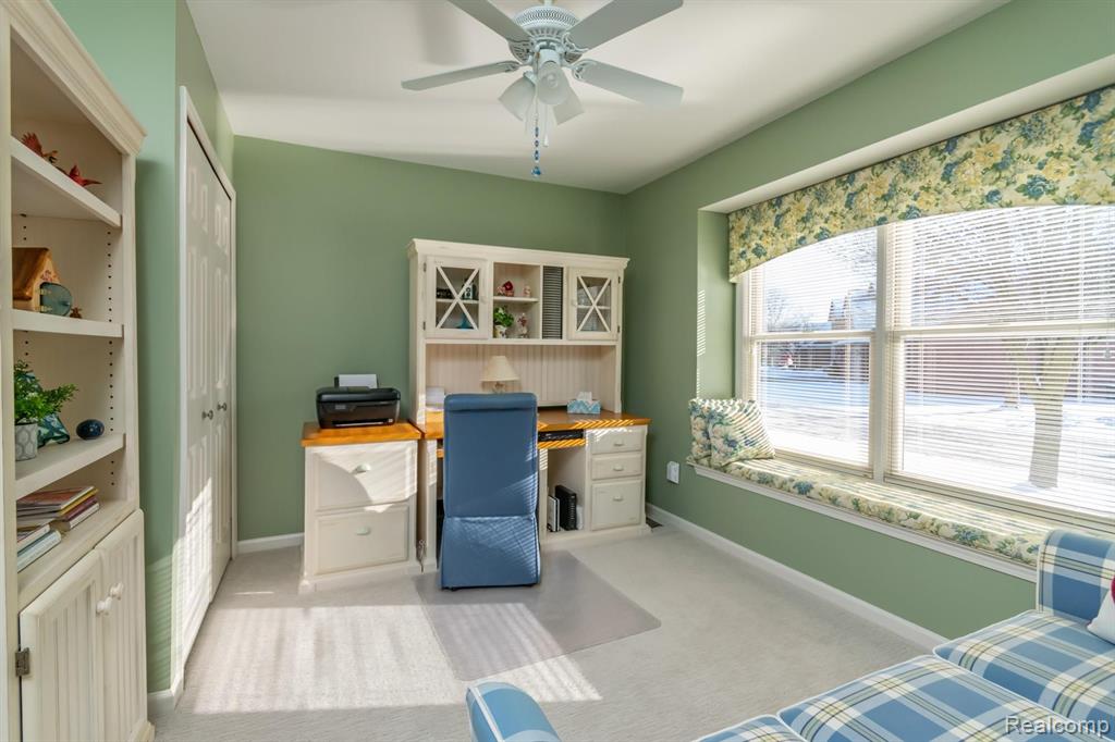 22460 Timber Ridge Court Woodhaven, MI 48183 - Photo 17 of 26