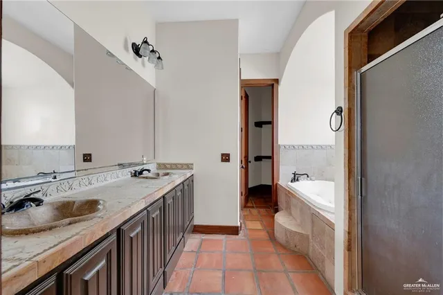 $3,000 | 19639 Buck Fawn Drive, Edinburg, TX 78542