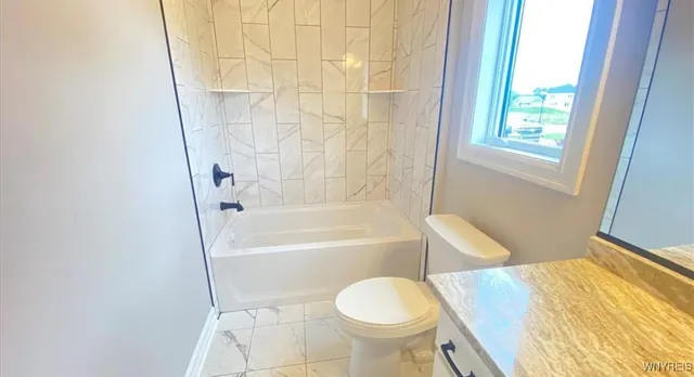 $789,000 | 18 Richfield Road, Amherst, NY 14221