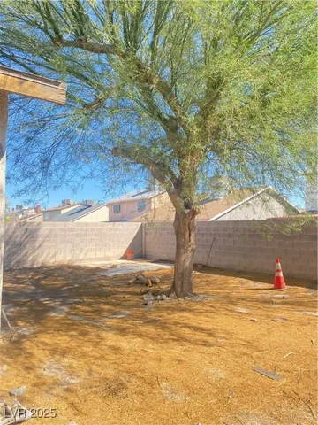 $289,900 | 3837 East Kellogg Avenue, Las Vegas, NV 89115