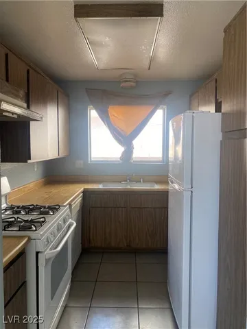 $289,900 | 3837 East Kellogg Avenue, Las Vegas, NV 89115