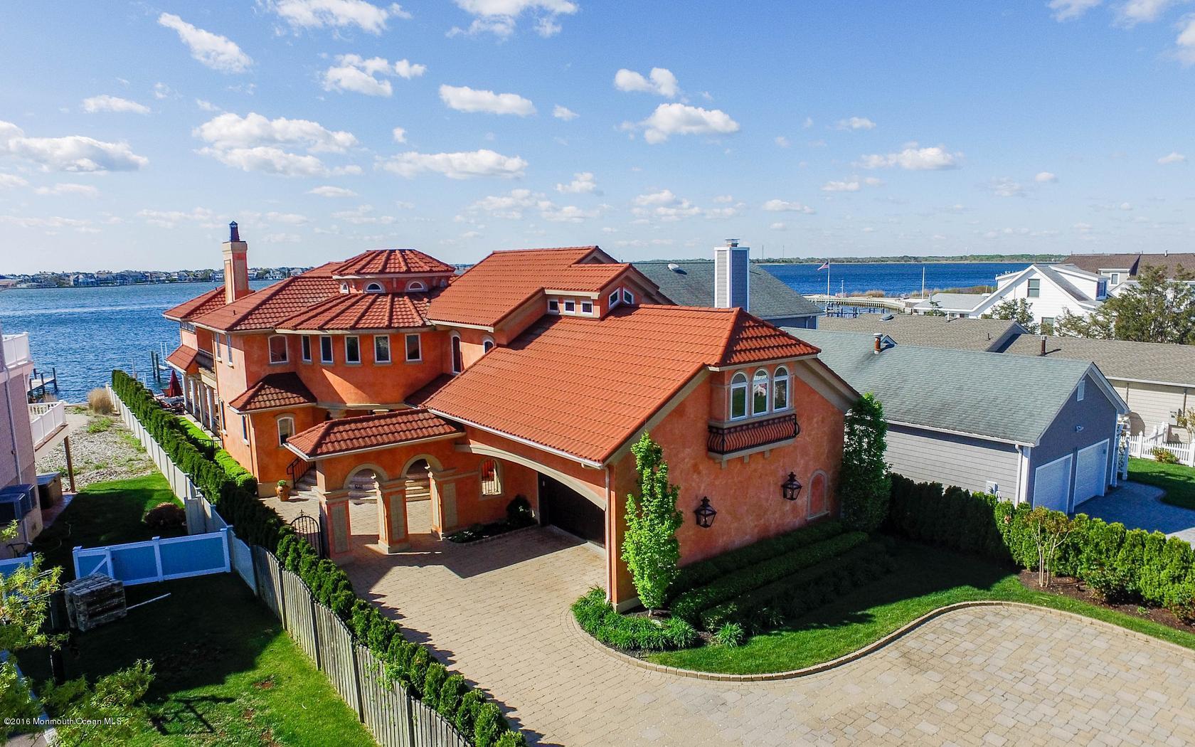 111-photo-web-1680x1050-326238