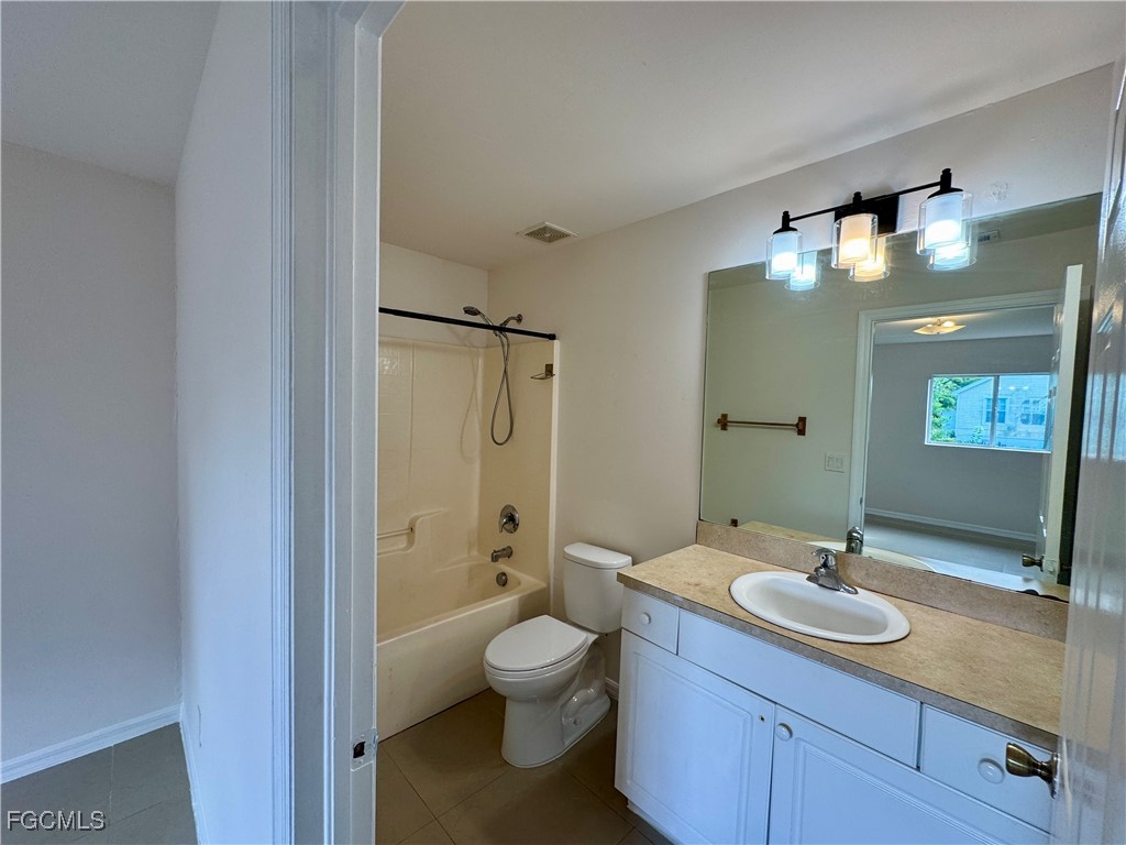 10743 Robinson Street Fort Myers, FL 33908 - Photo 10 of 11