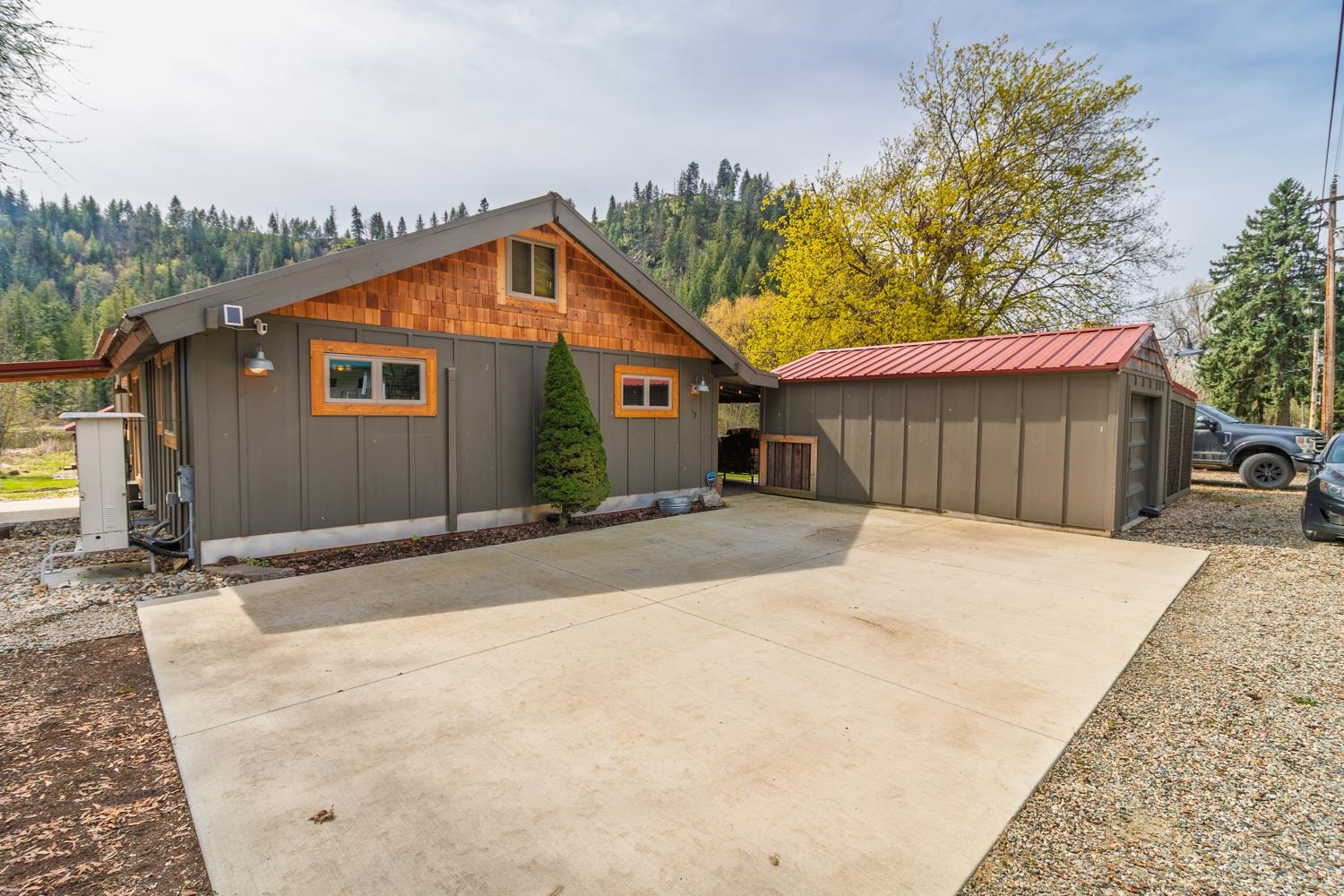 13 Terry Road Elk, WA 99009 - Photo 4 of 41