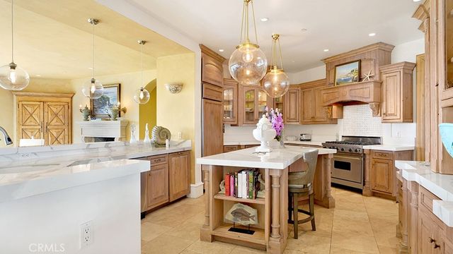 $21,500,000 | 26 Ritz Cove Drive, Dana Point, CA 92629