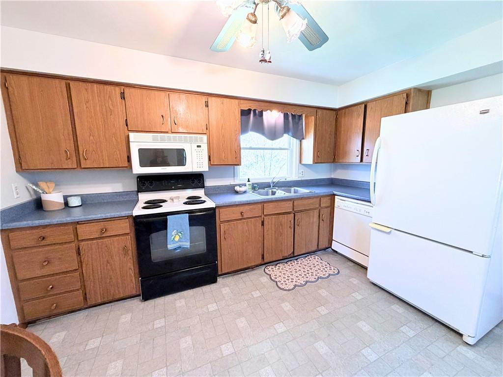 28 Bell Road Grove City, PA 16127 - Photo 10 of 18