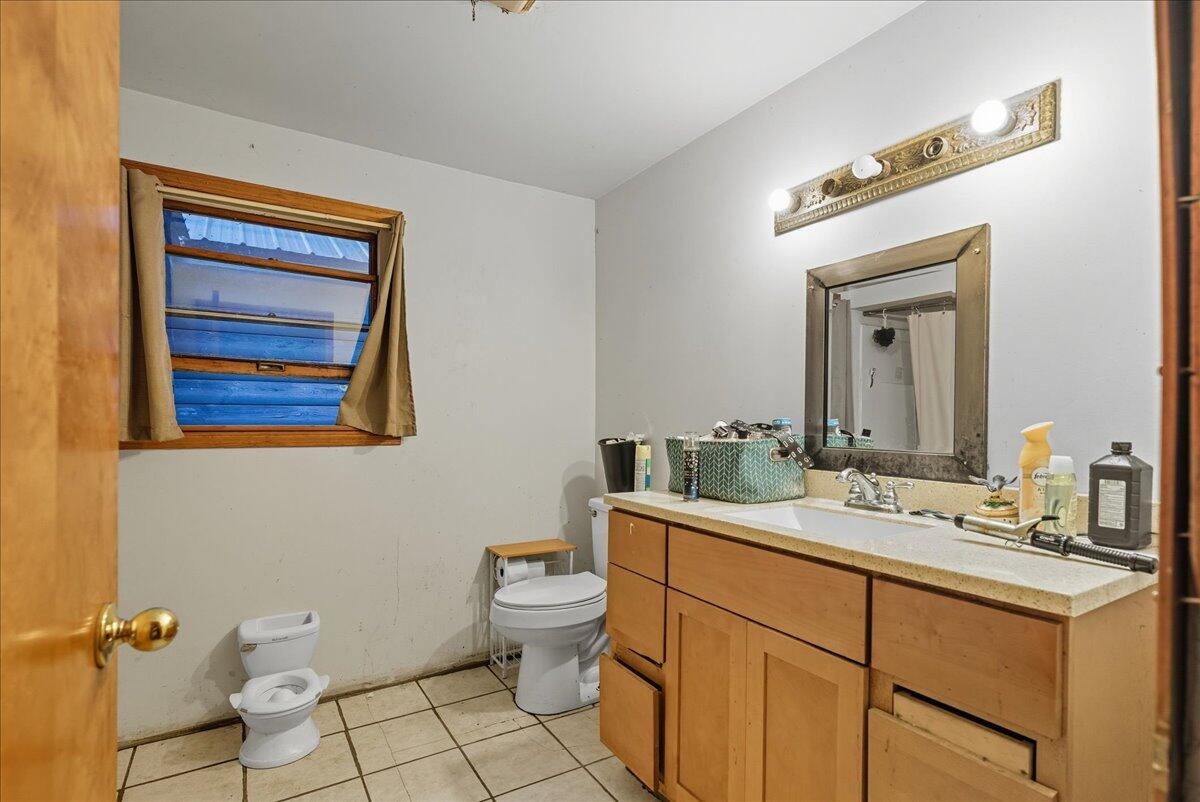189 Souther Road Livermore Falls, ME 04254 - Photo 30 of 37 Bathroom