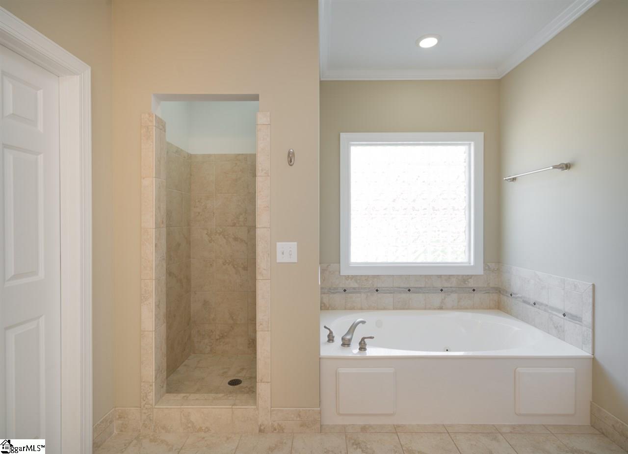 705 Carriage Hill Road Simpsonville, SC 29681 - Photo 14 of 25 Gallery Image 14