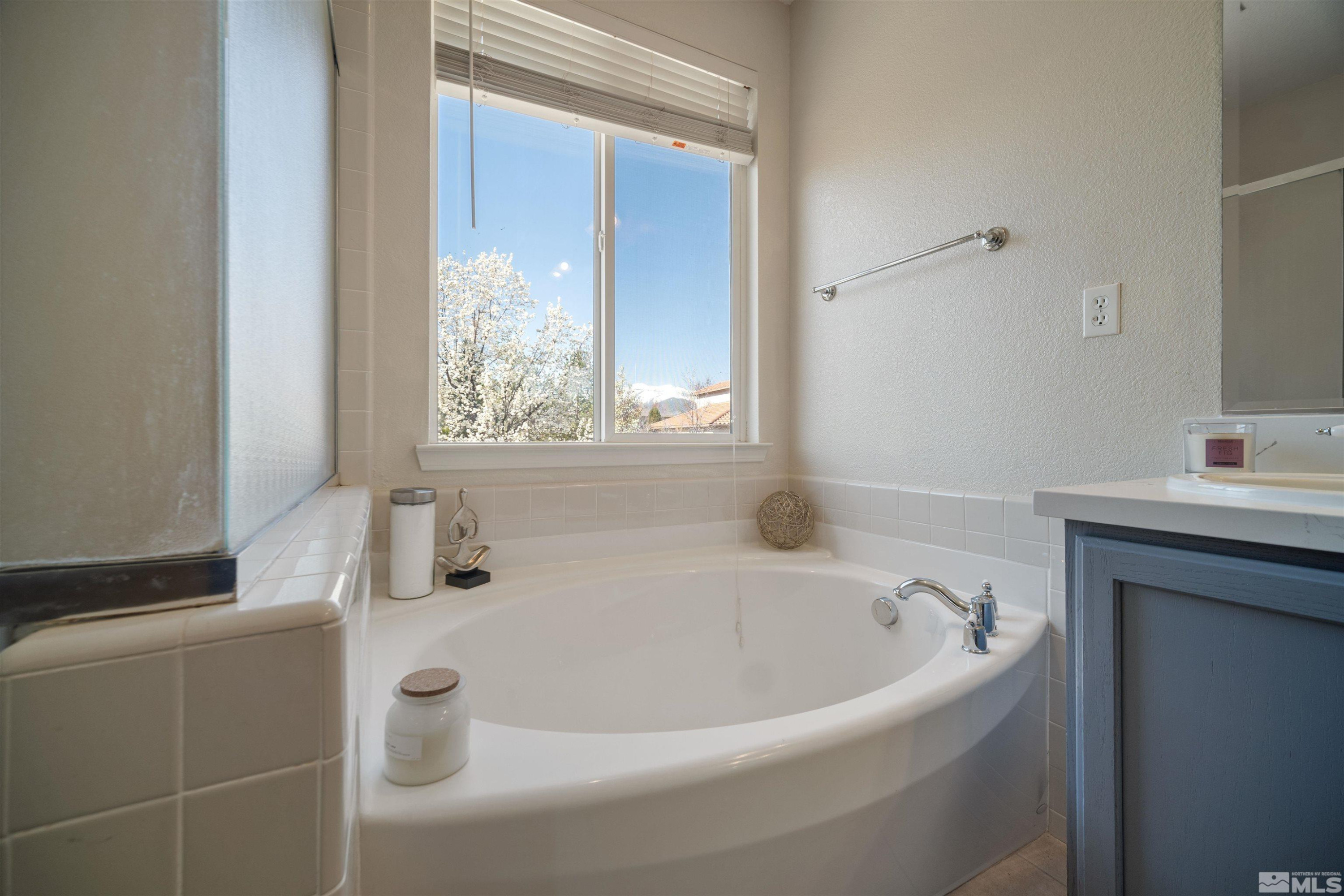 2590 Spring Flower Drive Reno, NV 89521 - Photo 22 of 37 Photo 21