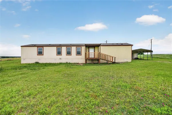 $1,395 | 383 Pleasant View Drive, Bridgeport, TX 76426