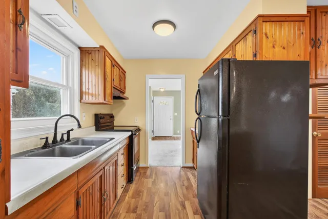 $169,900 | 430 Peacock Walk, Jackson, MI 49202