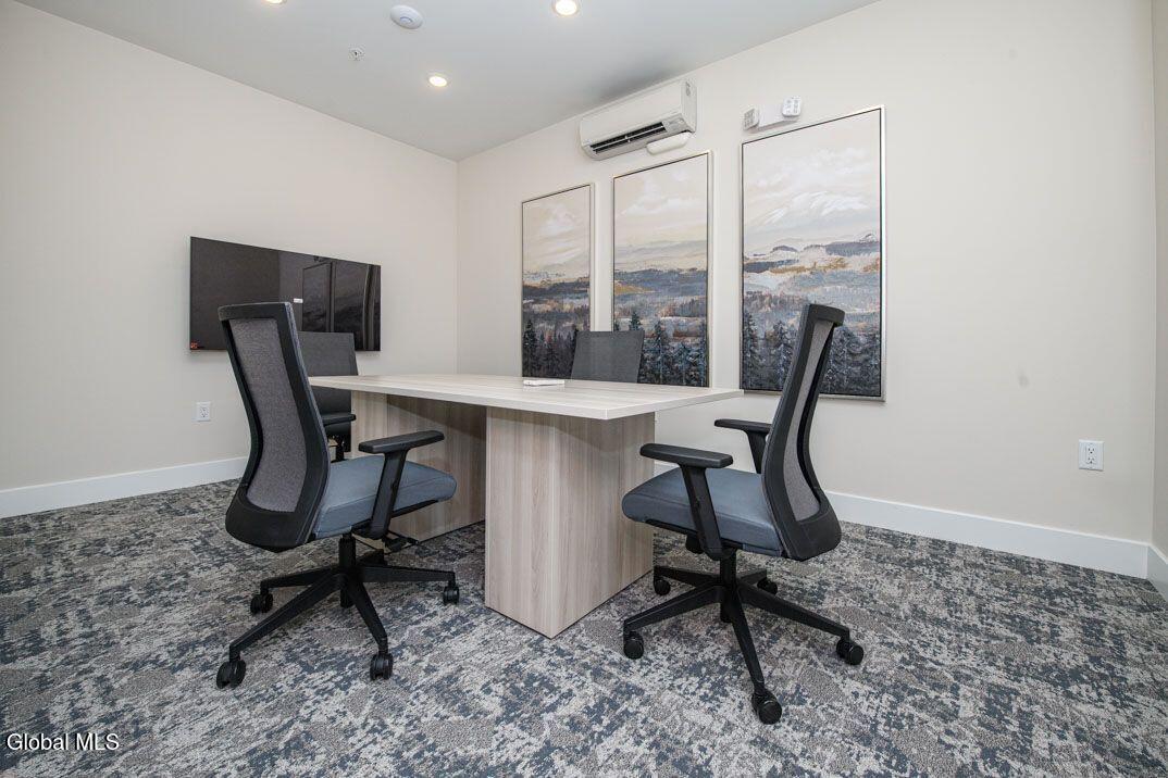 6051 State Farm Road, Unit 120 Guilderland, NY 12084 - Photo 21 of 24 zr2AGtmA