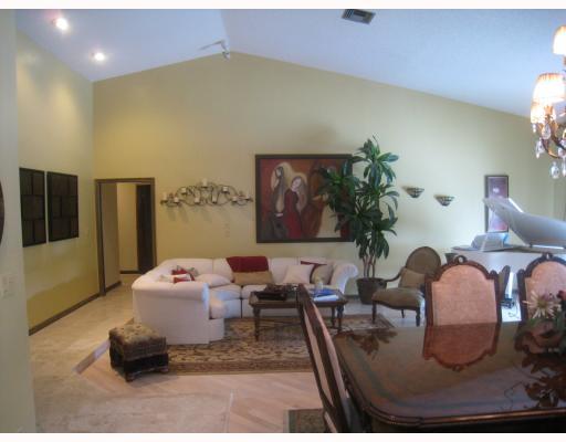 2030 Parkside Circle South Boca Raton, FL 33486 - Photo 2 of 8 Additional Photo