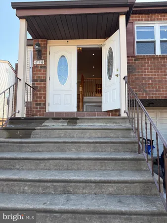 $2,400 | 816 Hendrix Street, Philadelphia, PA 19116
