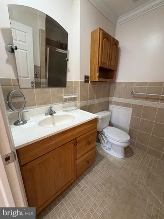 $2,400 | 816 Hendrix Street, Philadelphia, PA 19116